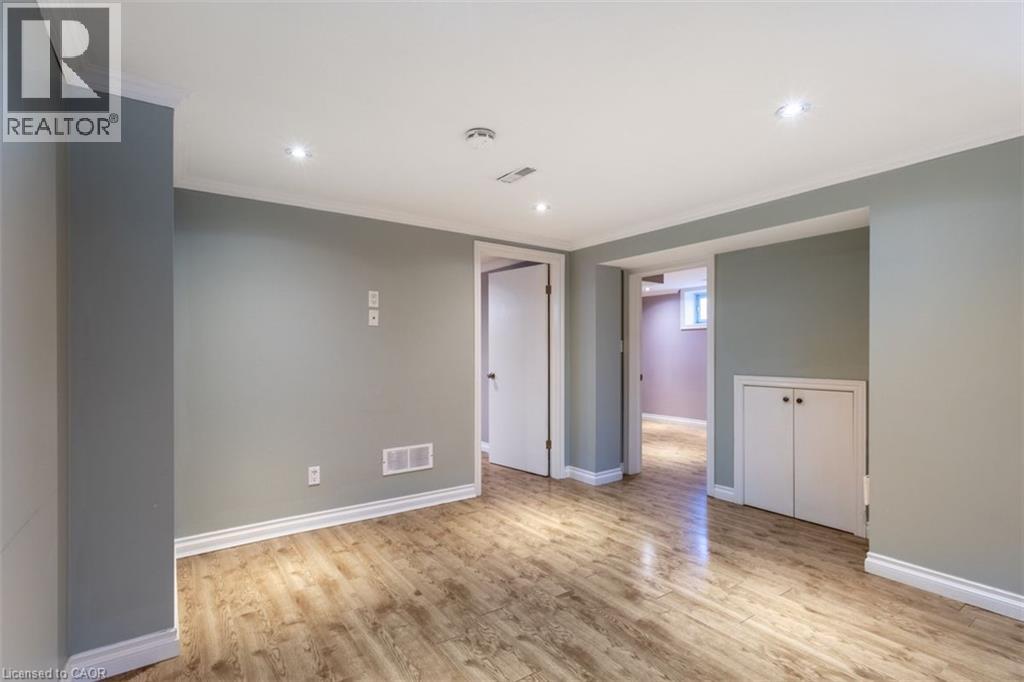 2142 Parkway Drive Unit# Lower Property Photo 15