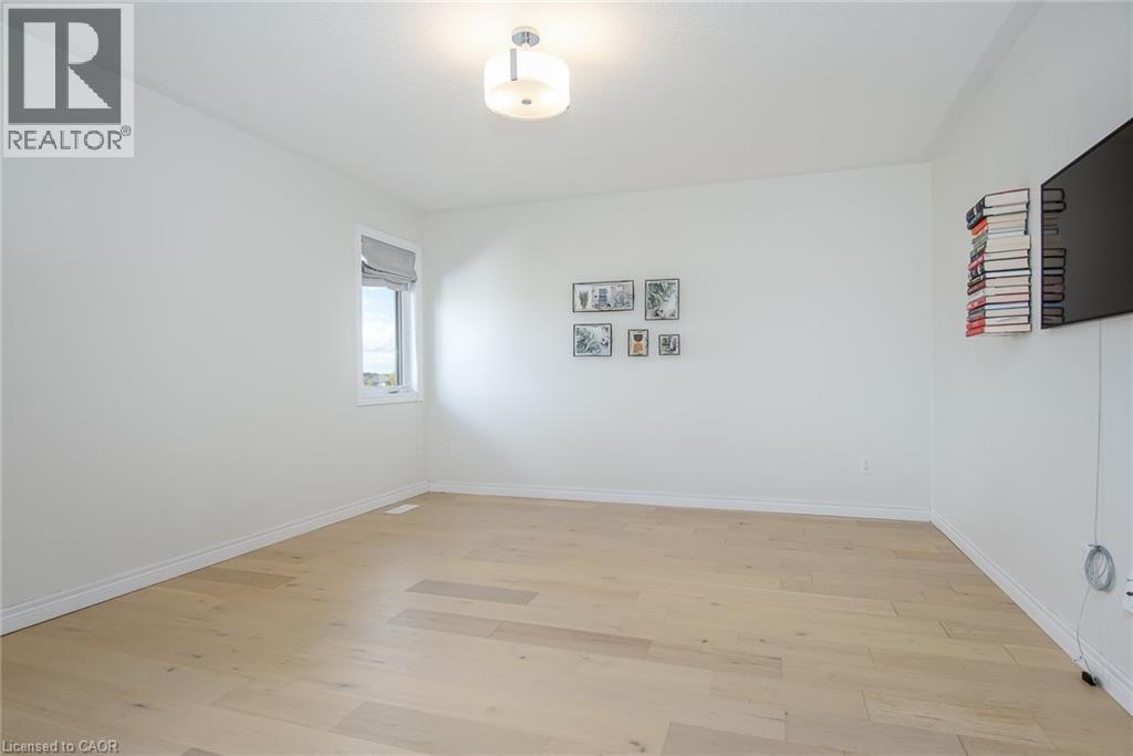 290 William Street Property Photo 25