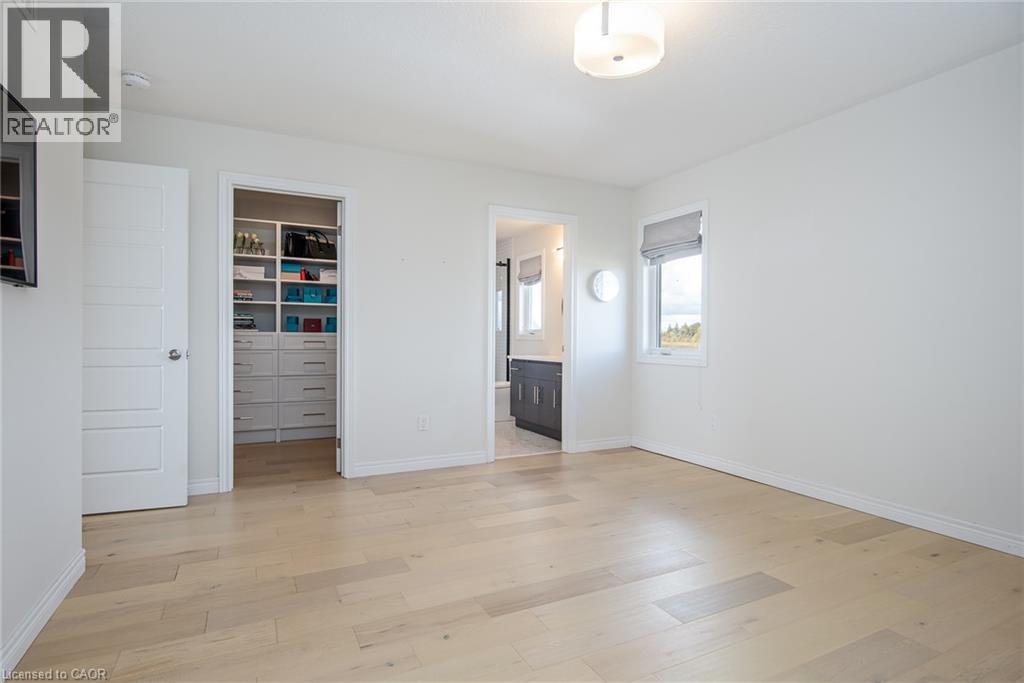 290 William Street Property Photo 26