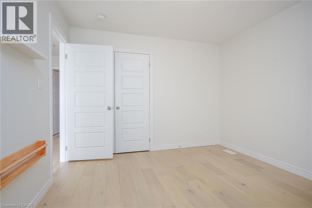 290 William Street Property Photo 34