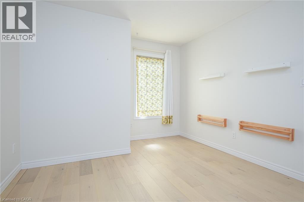 290 William Street Property Photo 35