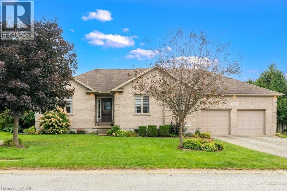515 WOODWARD Drive