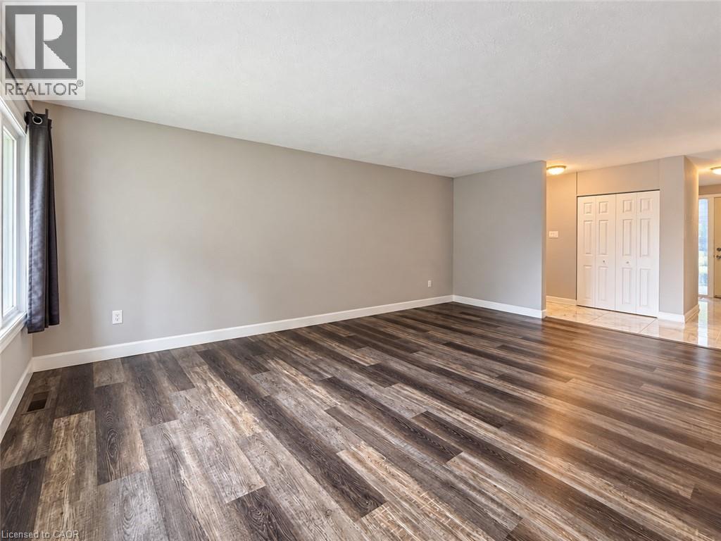 63 Sanatorium Road Unit# Upper Level Property Photo 6