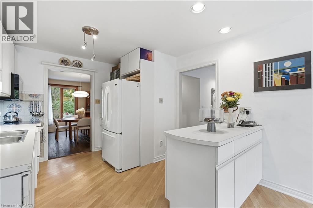 188 Hostein Drive Property Photo 11