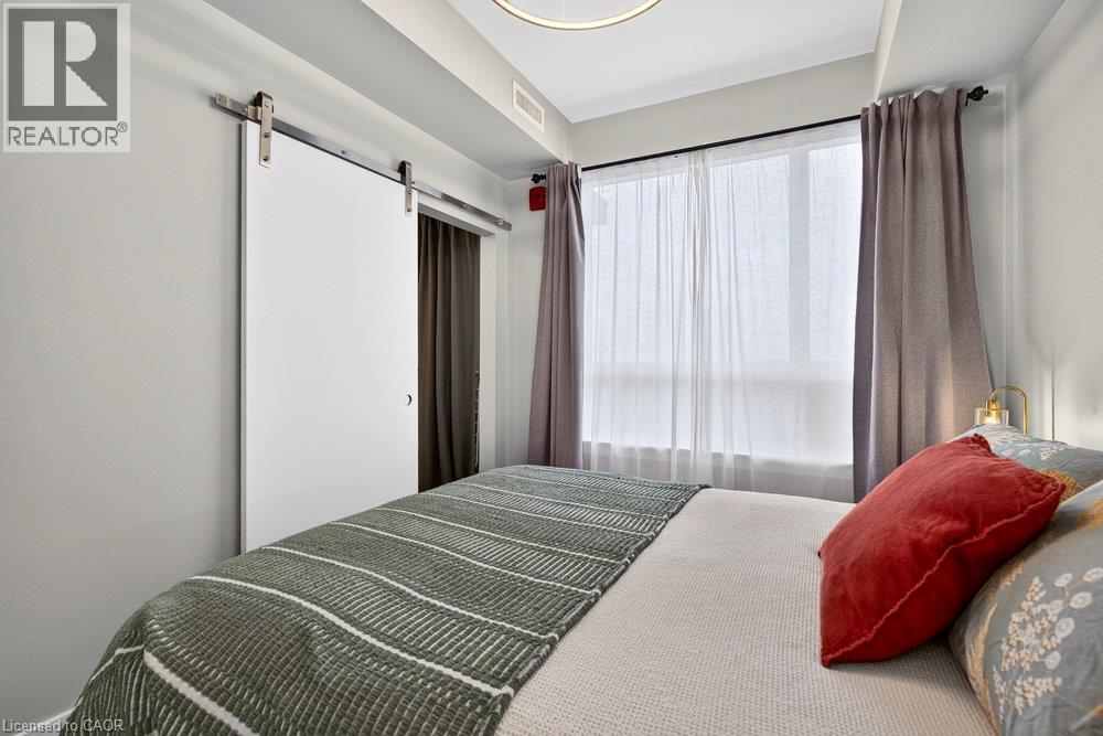 10 Esplanade Lane Unit# 511 Property Photo 4