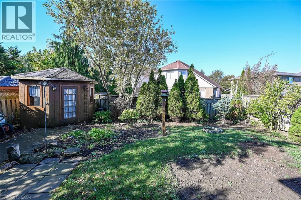 37 Glenhollow Drive Property Photo 44