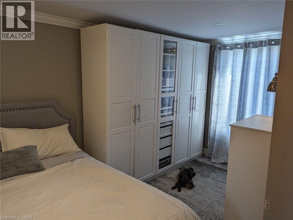 326 Ottawa Street Property Photo 8