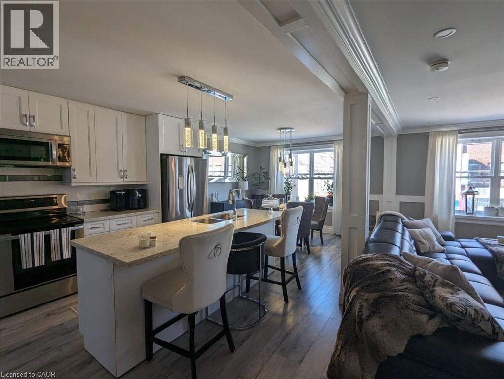 326 Ottawa Street Property Photo 10