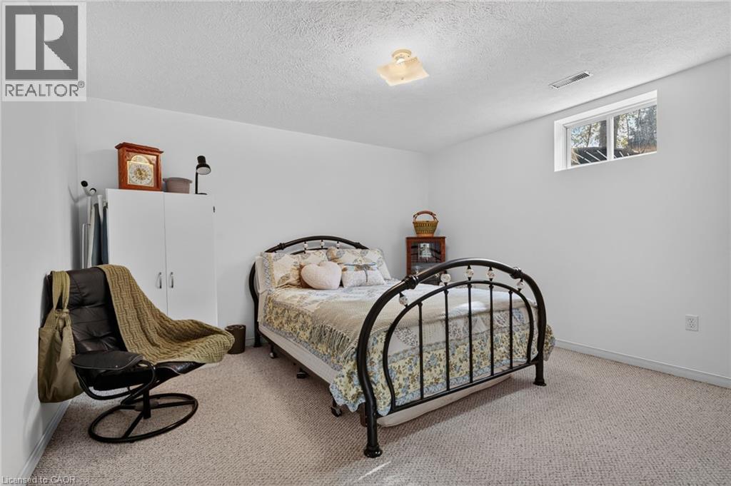 13 Barton Street Property Photo 35