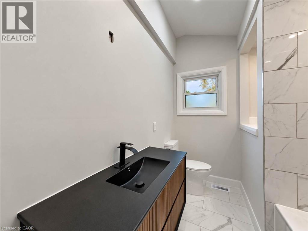 301 Brookfield Boulevard Property Photo 33