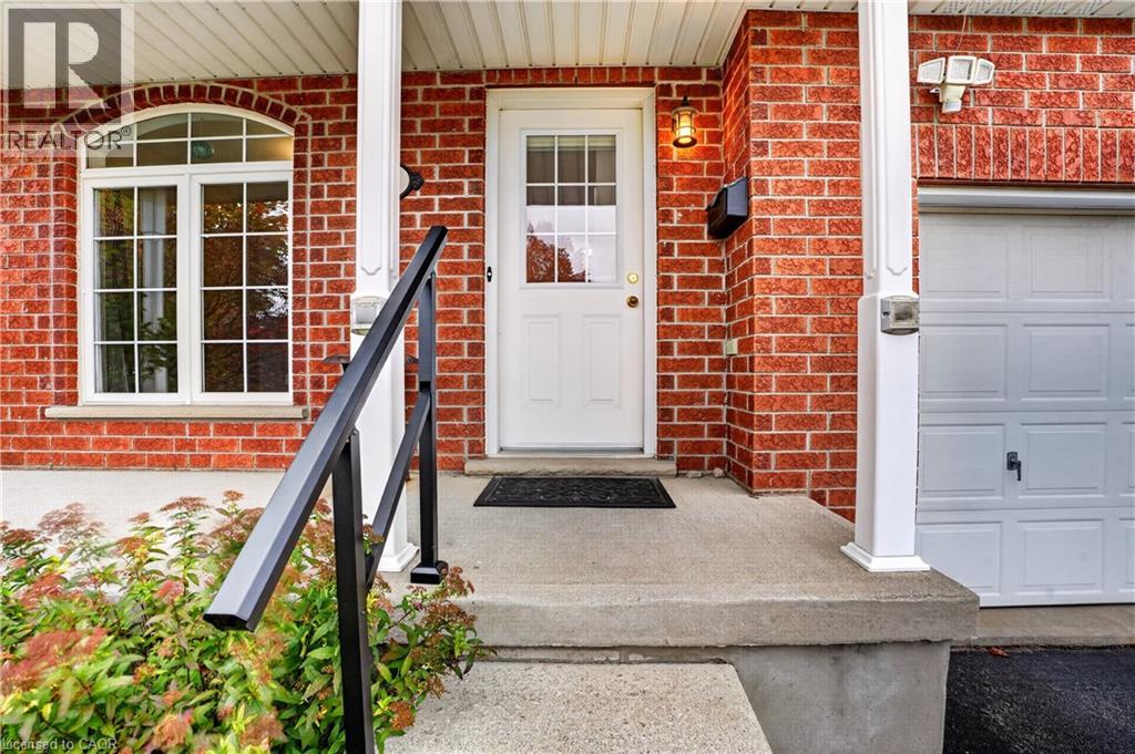 10 Pattison Place Property Photo 4
