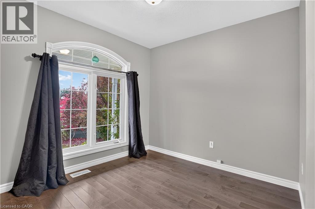 10 Pattison Place Property Photo 8