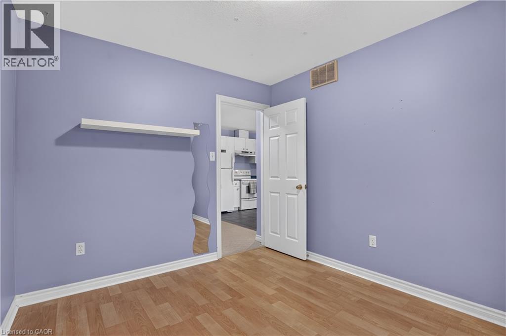 10 Pattison Place Property Photo 33