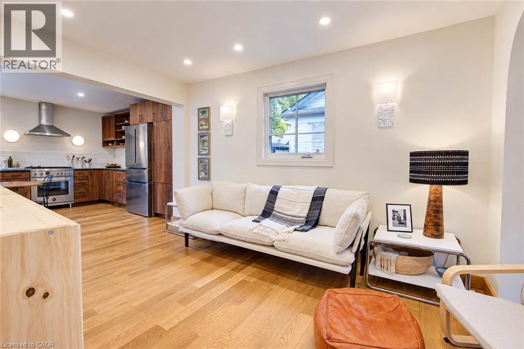 40 Forest Road Property Photo 8