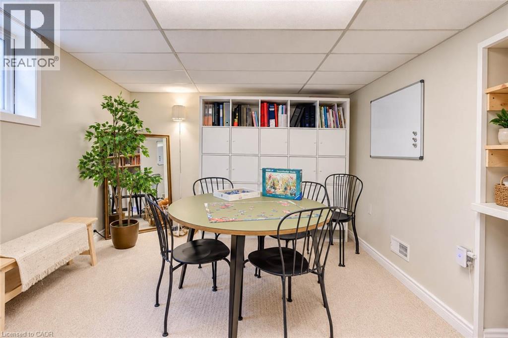 40 Forest Road Property Photo 22