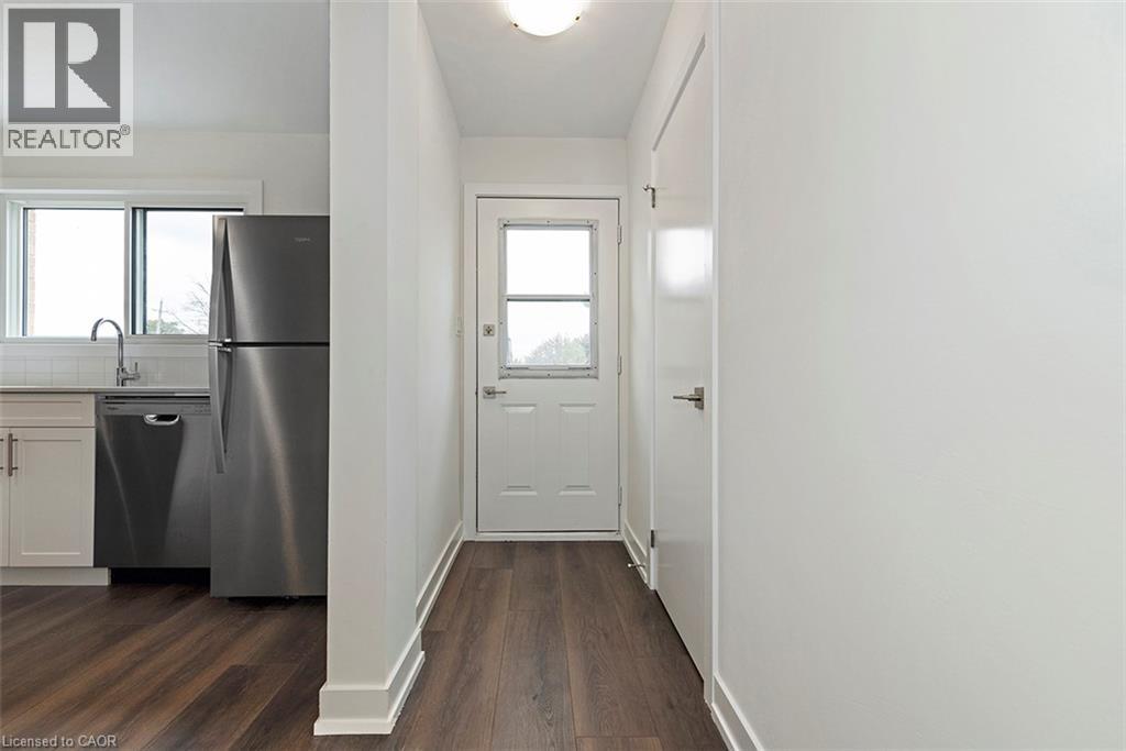 20 Anna Capri Drive Unit# 3 Property Photo 6