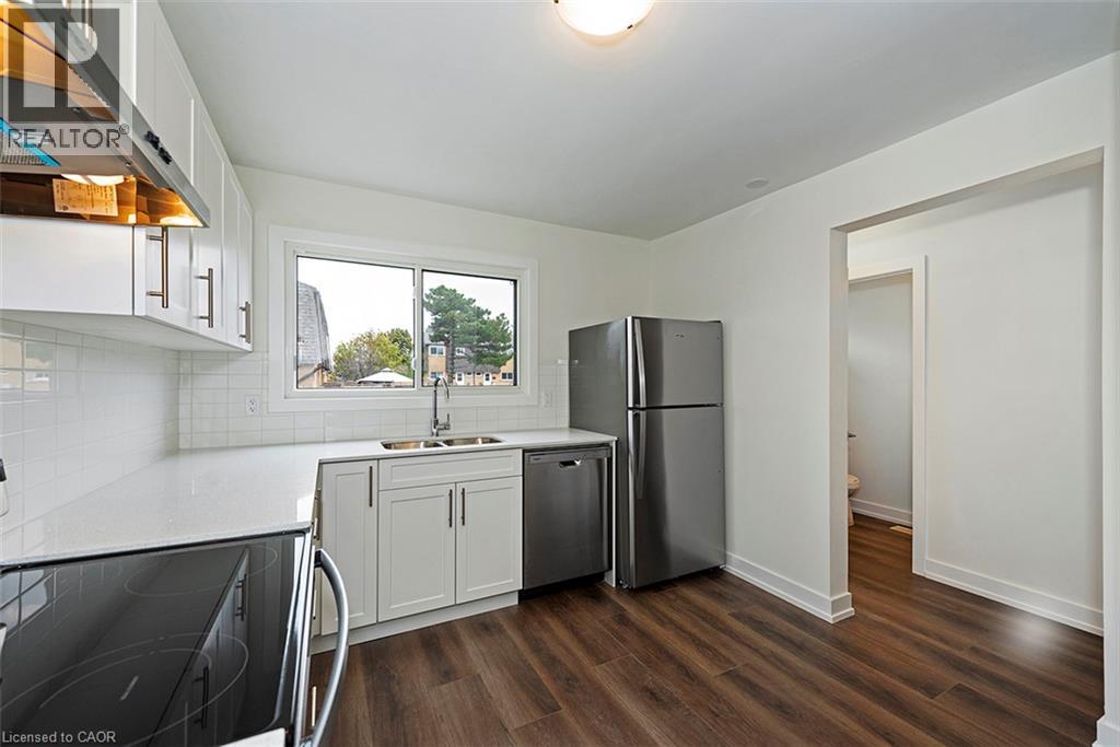 20 Anna Capri Drive Unit# 3 Property Photo 11