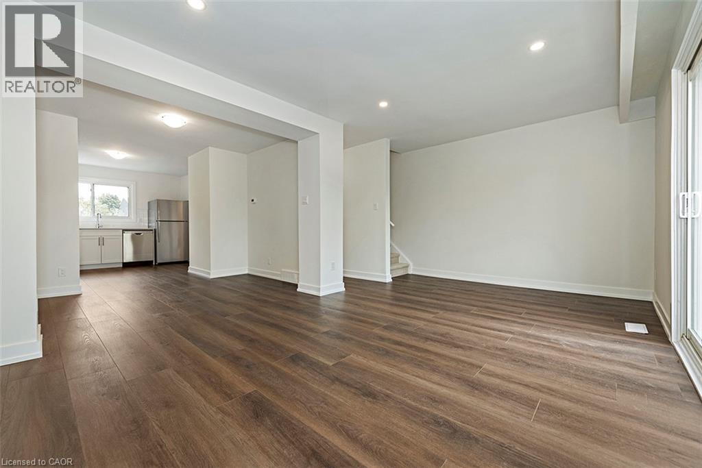 20 Anna Capri Drive Unit# 3 Property Photo 18