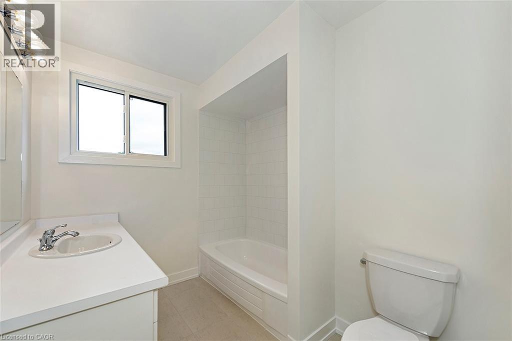 20 Anna Capri Drive Unit# 3 Property Photo 21