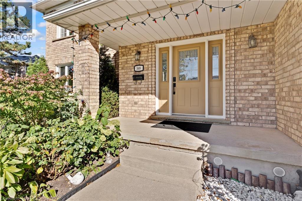 548 Sandbrooke Court Property Photo 7