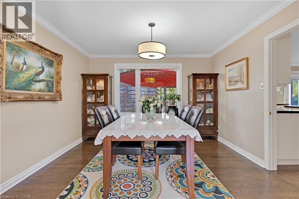 548 Sandbrooke Court Property Photo 14