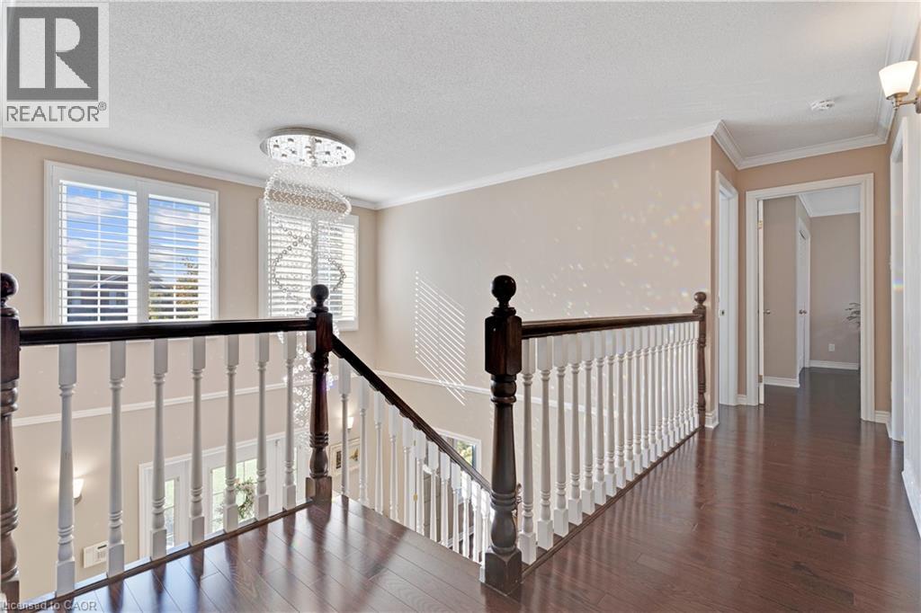 548 Sandbrooke Court Property Photo 25