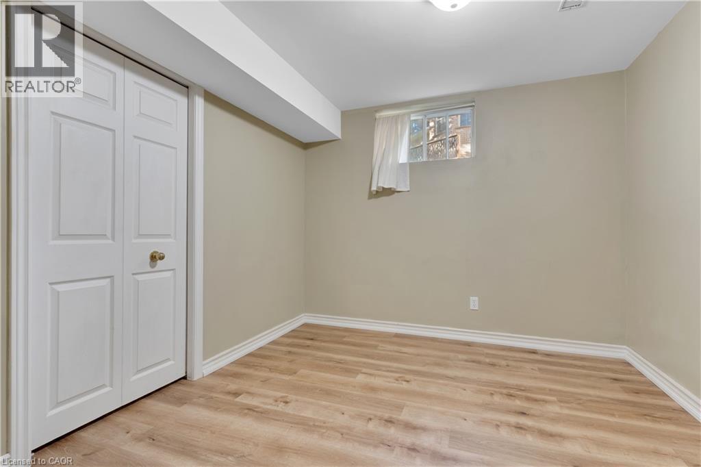 548 Sandbrooke Court Property Photo 42
