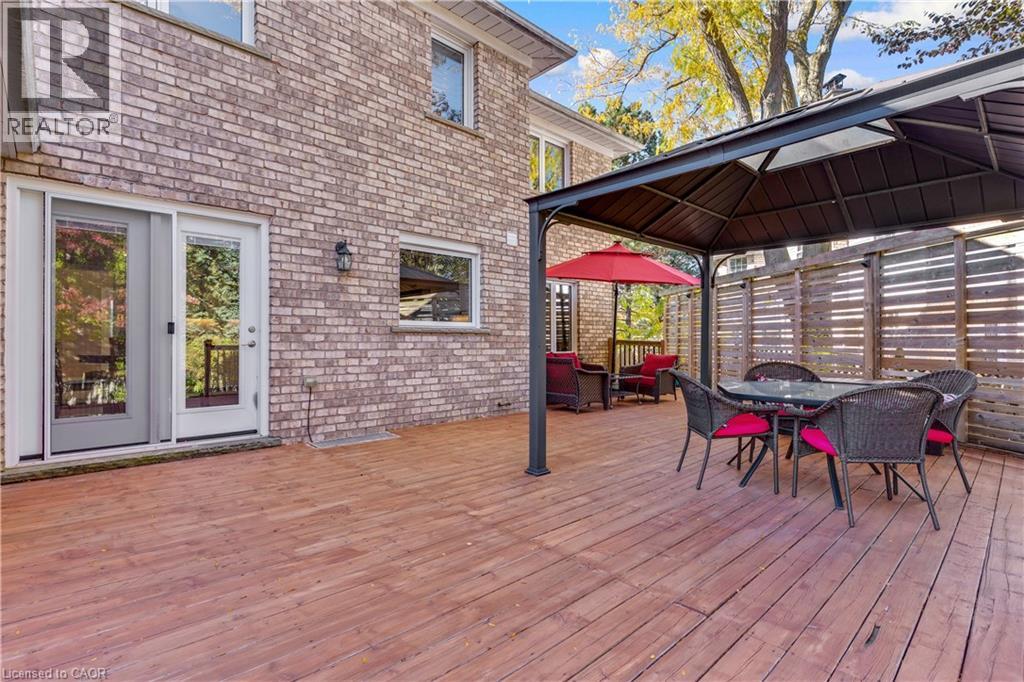548 Sandbrooke Court Property Photo 47