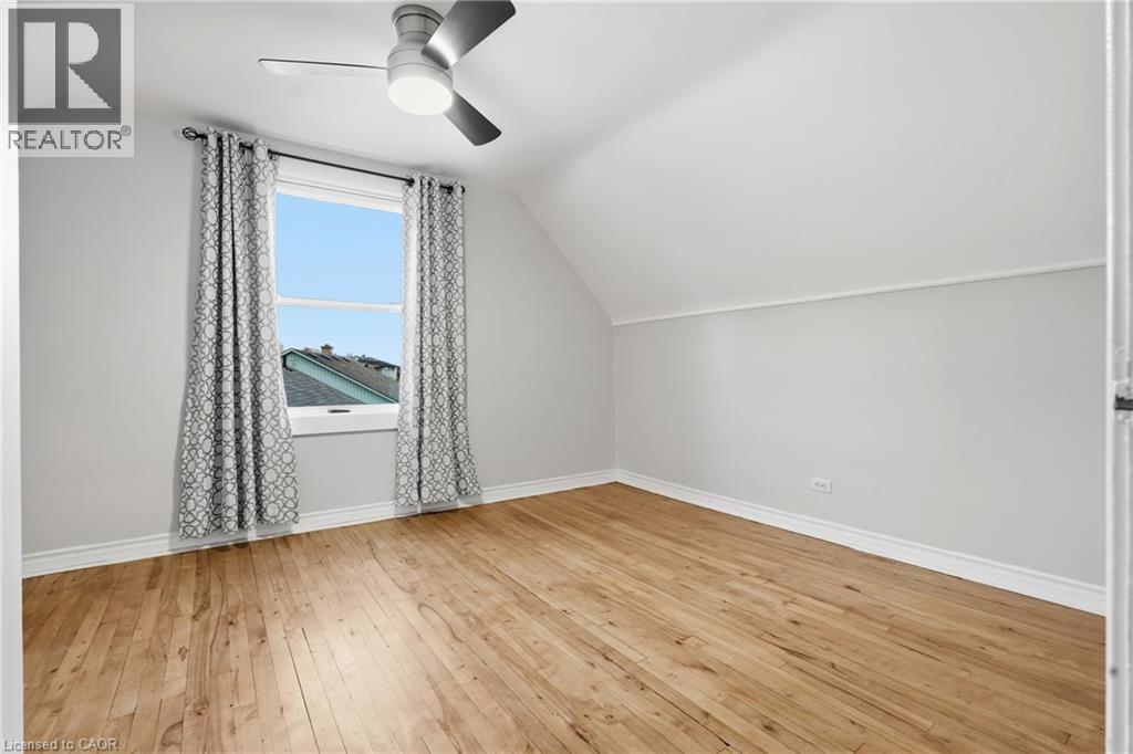 160 Lorne Crescent Property Photo 29