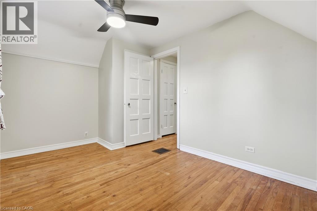 160 Lorne Crescent Property Photo 34