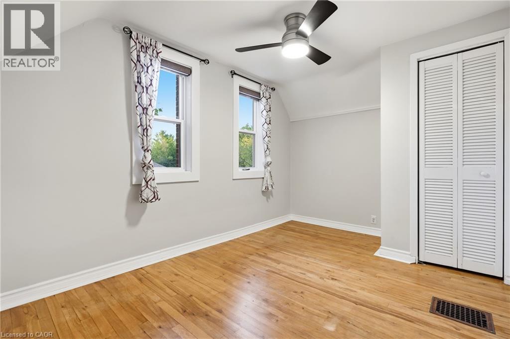 160 Lorne Crescent Property Photo 36