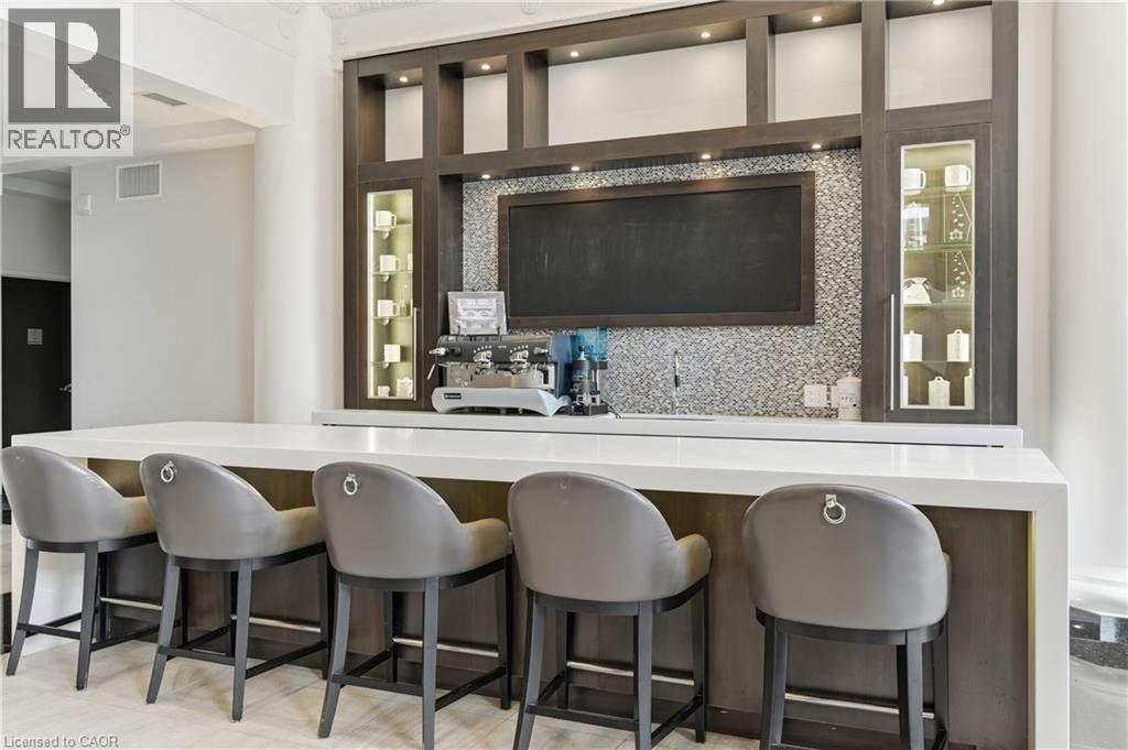 112 King Street E Unit# Ph5 Property Photo 30