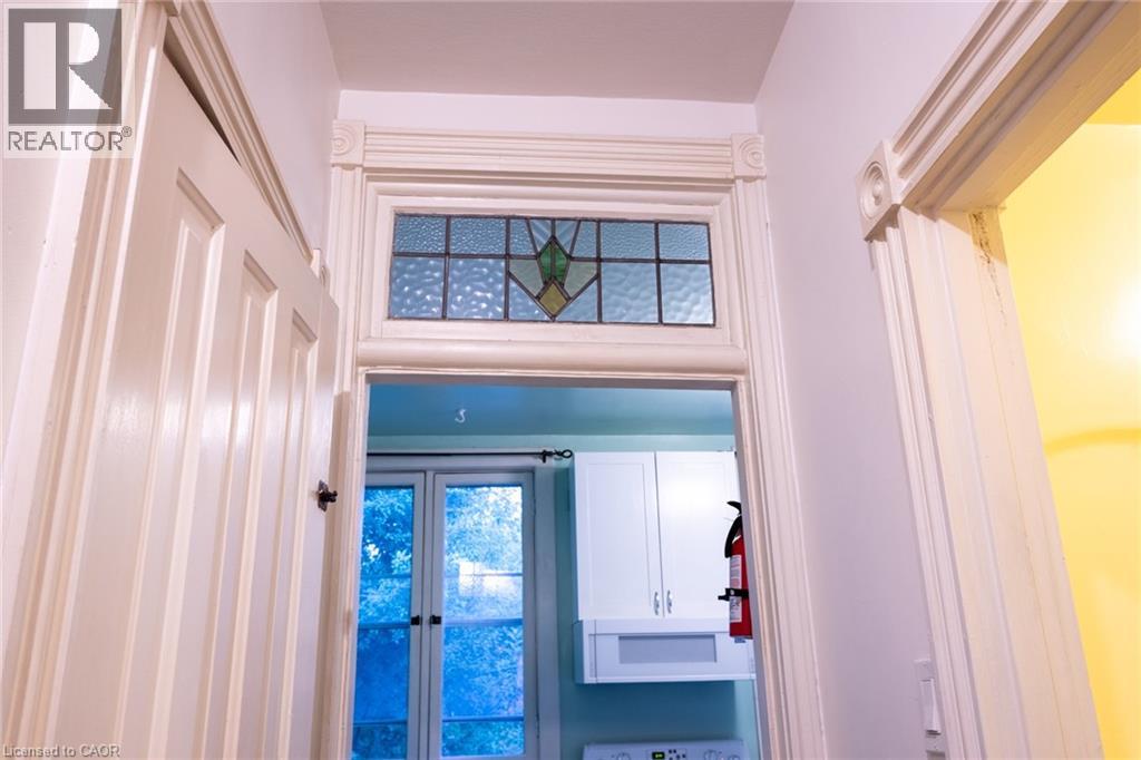 105 Erie Avenue Unit# Second Property Photo 11