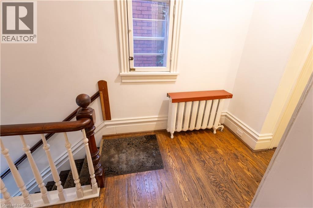 105 Erie Avenue Unit# Second Property Photo 18