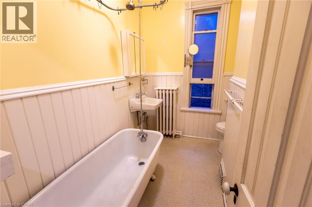 105 Erie Avenue Unit# Second Property Photo 21