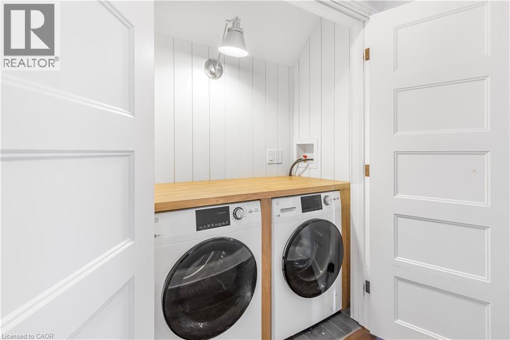 17 Gerrard Street Property Photo 17