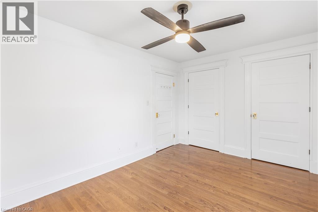 17 Gerrard Street Property Photo 19