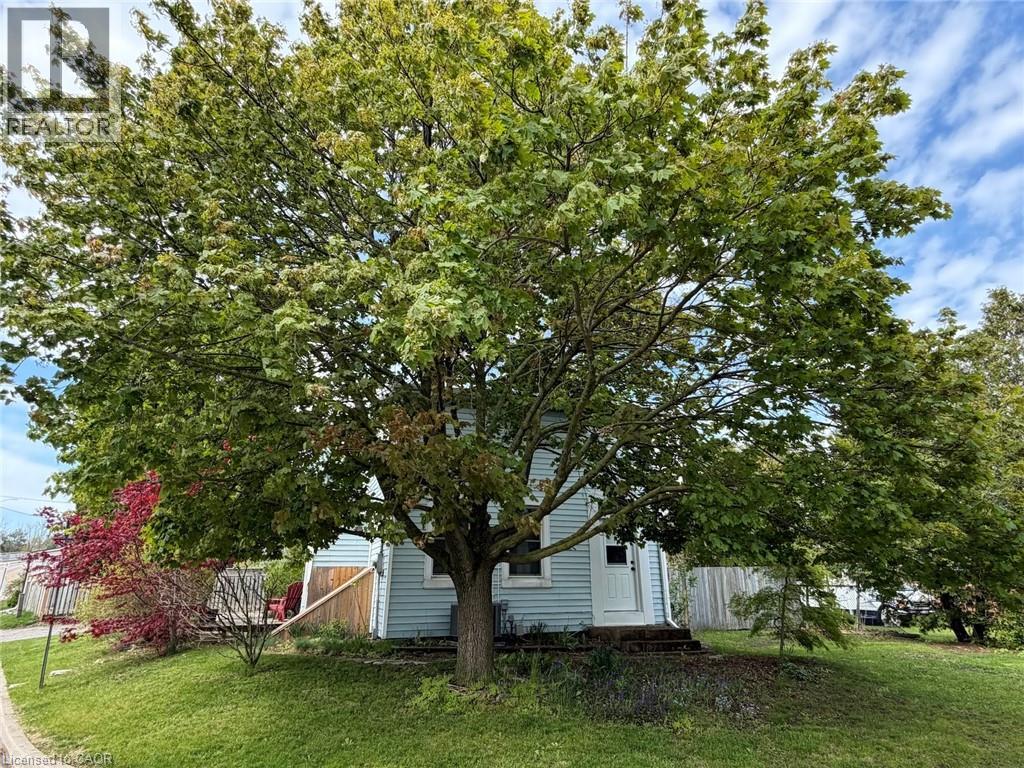 1 John Avenue Property Photo 4