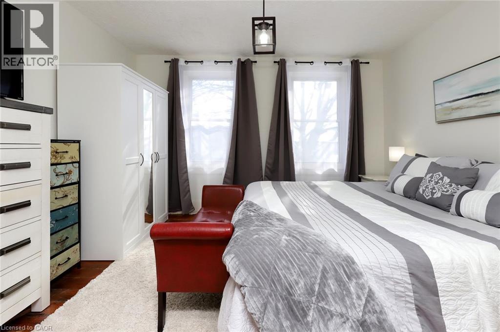 1 John Avenue Property Photo 25