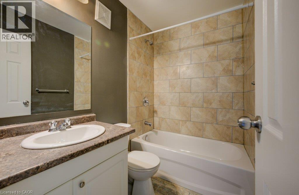 390 Admiral Drive Unit# 306 Property Photo 10