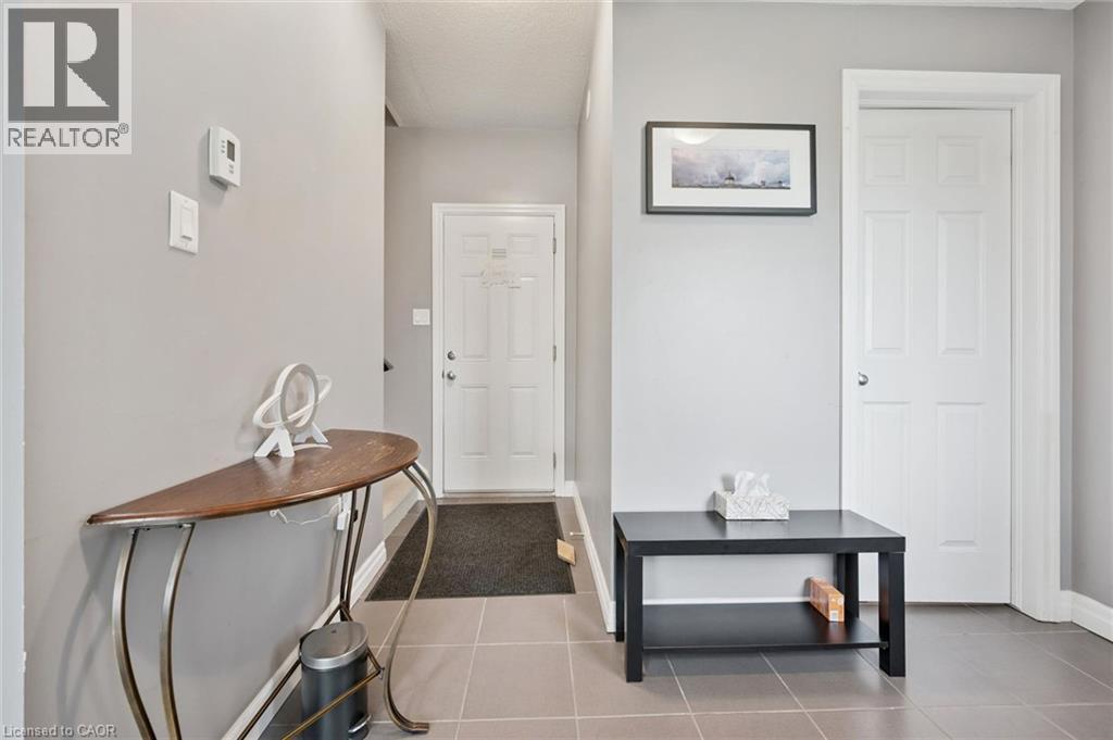 70 Willowrun Drive Unit# #c8 Property Photo 7
