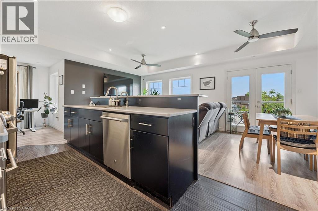 70 Willowrun Drive Unit# #c8 Property Photo 8