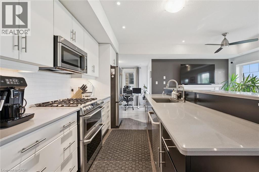 70 Willowrun Drive Unit# #c8 Property Photo 19
