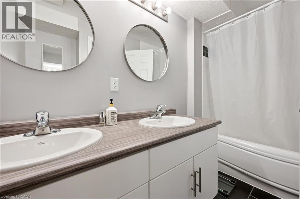 70 Willowrun Drive Unit# #c8 Property Photo 29