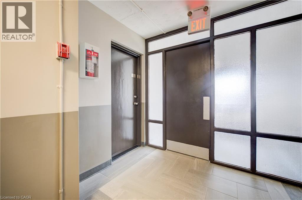 82 Elgin Street S Unit# 24 Property Photo 4