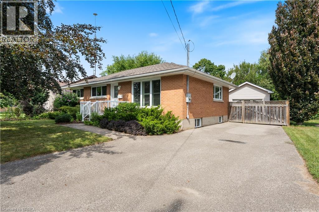 25 Wayne Drive Property Photo 2