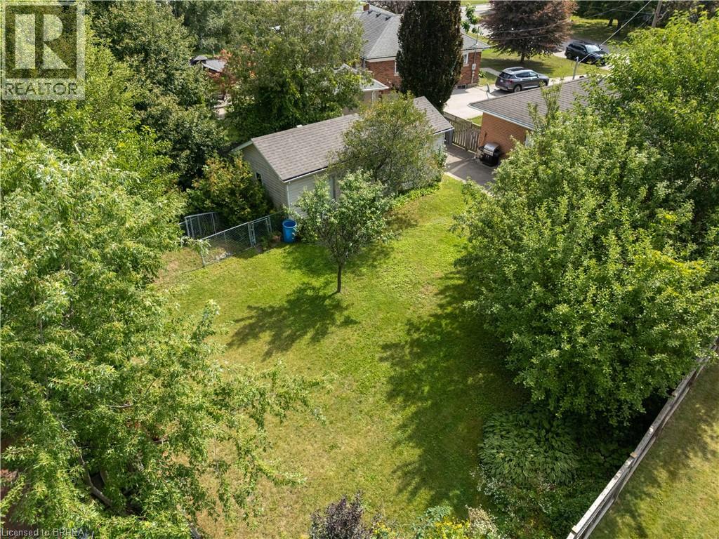 25 Wayne Drive Property Photo 6