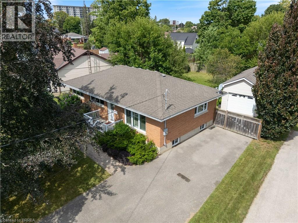 25 Wayne Drive Property Photo 7