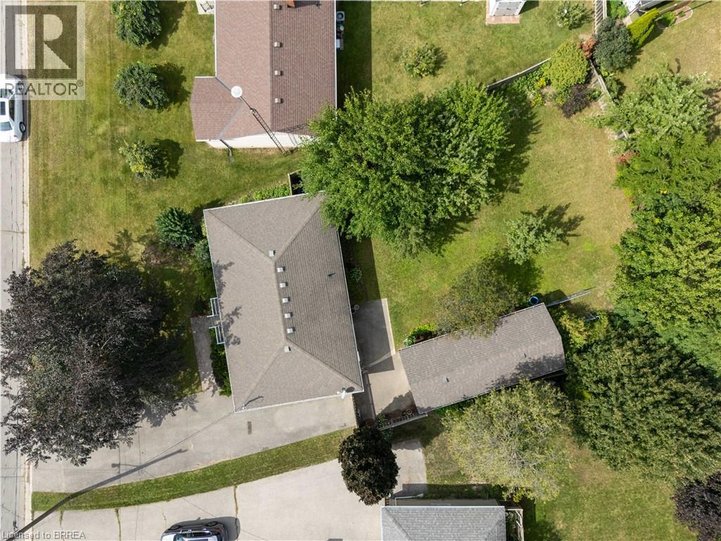 25 Wayne Drive Property Photo 8