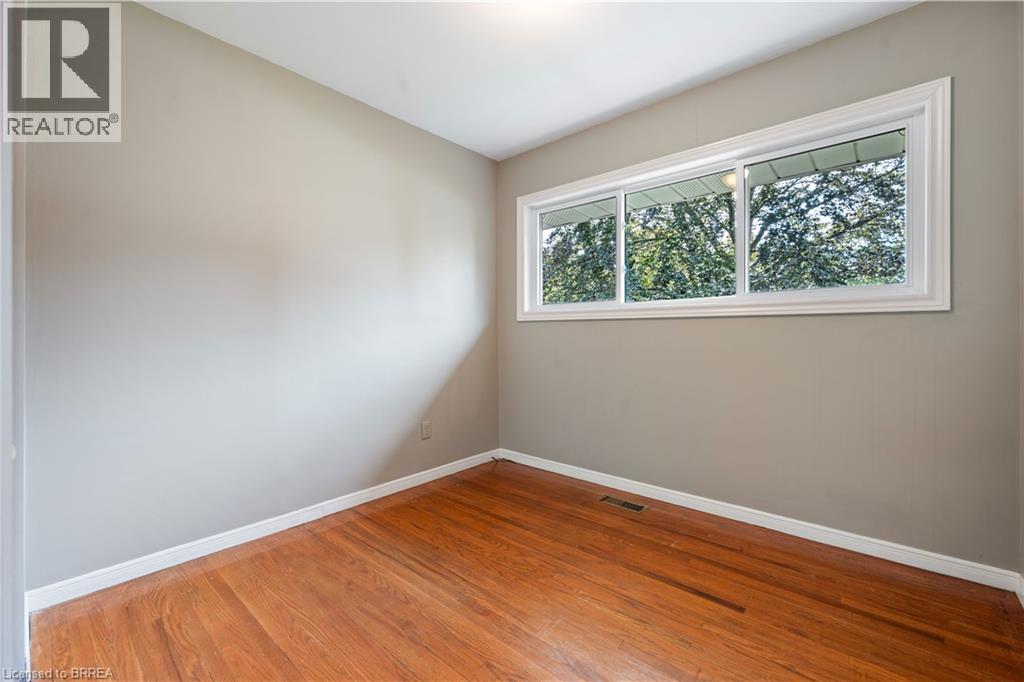 25 Wayne Drive Property Photo 17